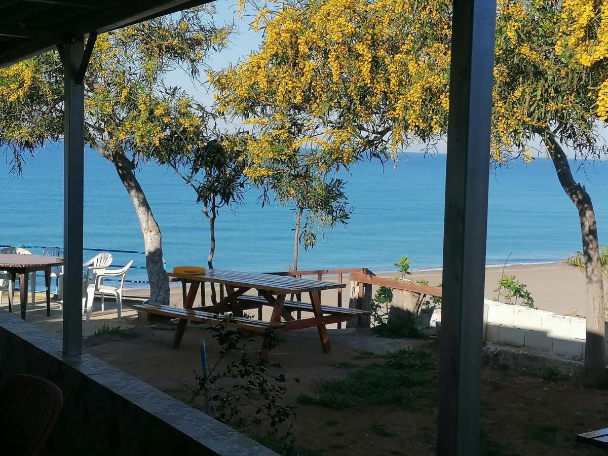Mavi Cennet Camping Caravan Kızılot Esterno foto