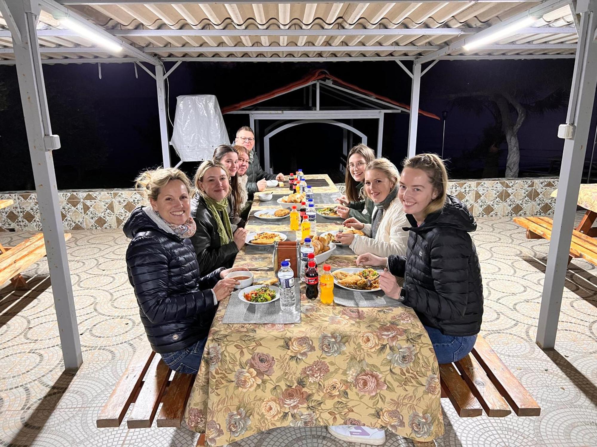 Mavi Cennet Camping Caravan Kızılot Esterno foto