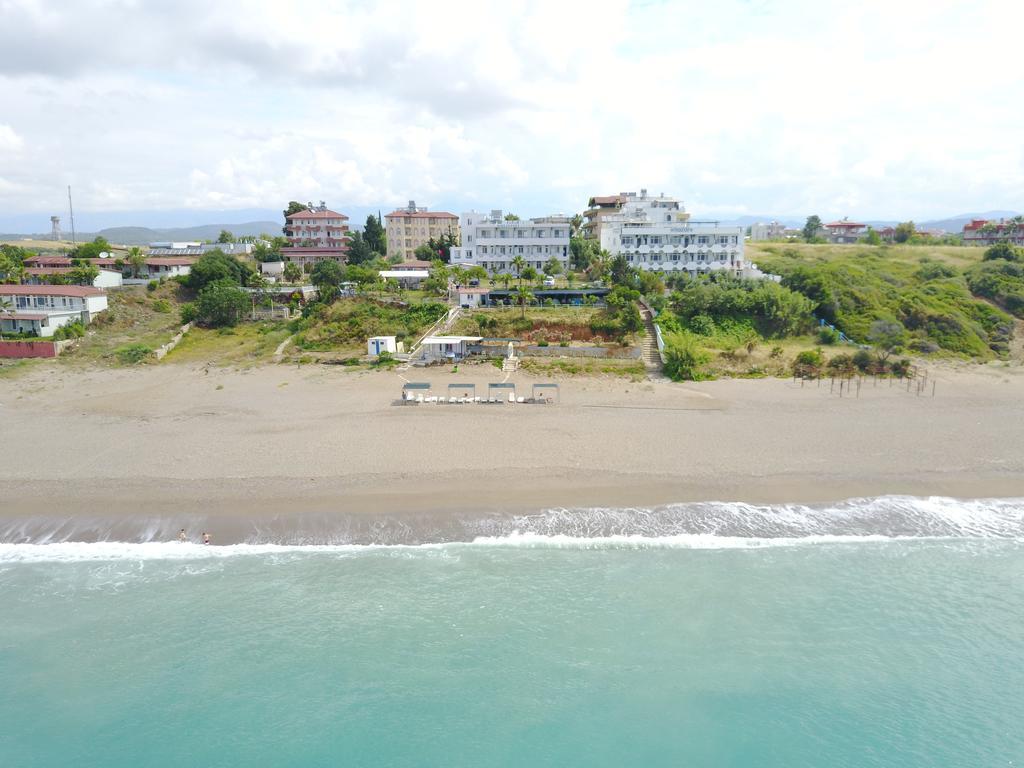 Mavi Cennet Camping Caravan Kızılot Esterno foto