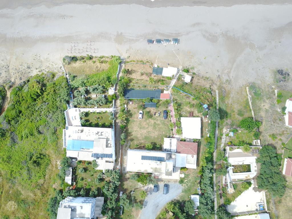 Mavi Cennet Camping Caravan Kızılot Esterno foto
