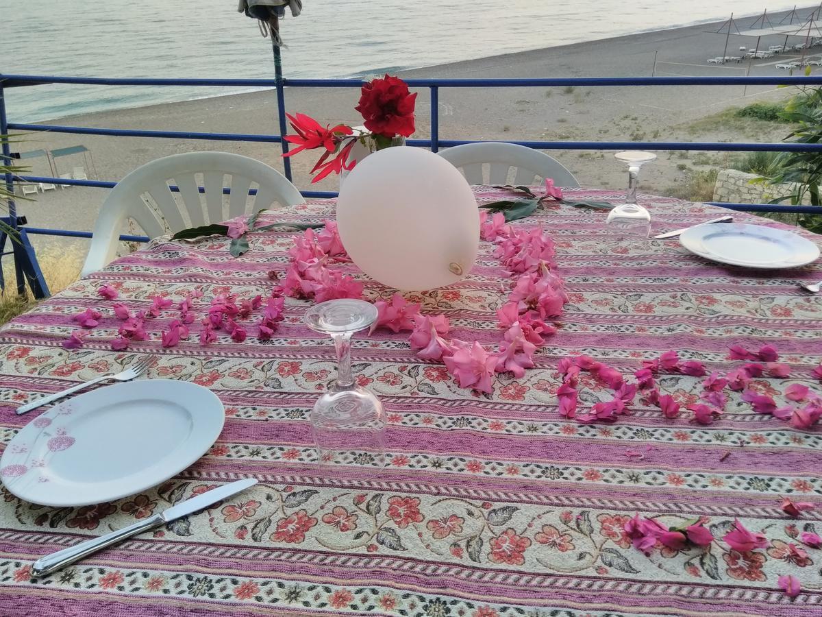 Mavi Cennet Camping Caravan Kızılot Esterno foto