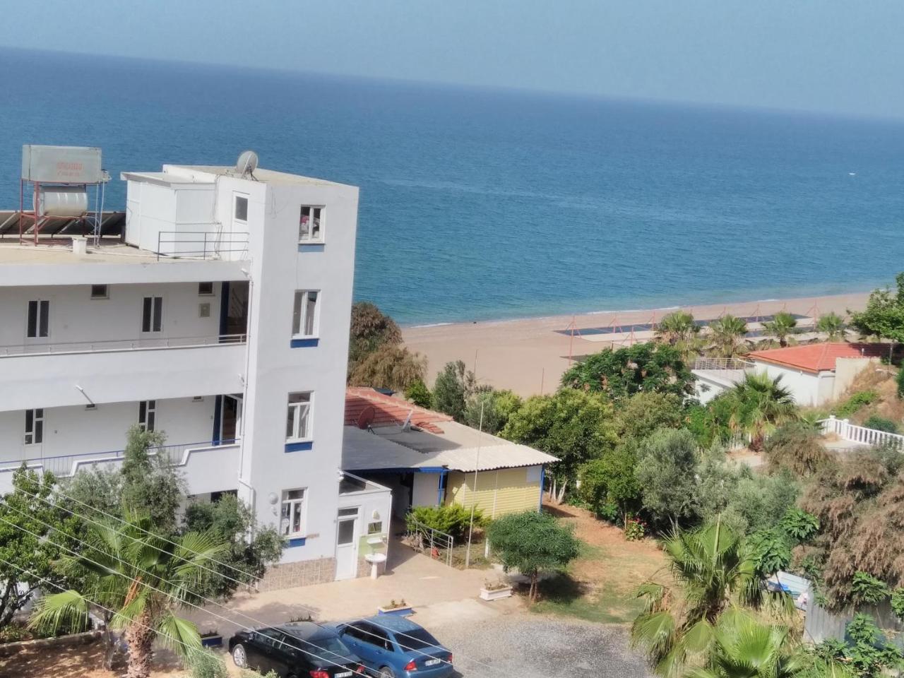 Mavi Cennet Camping Caravan Kızılot Esterno foto